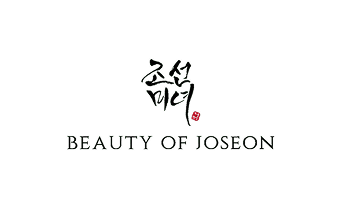 beauty of joseon logo - tekst står med sort og så er der sydkoreank tegn oven over teksten